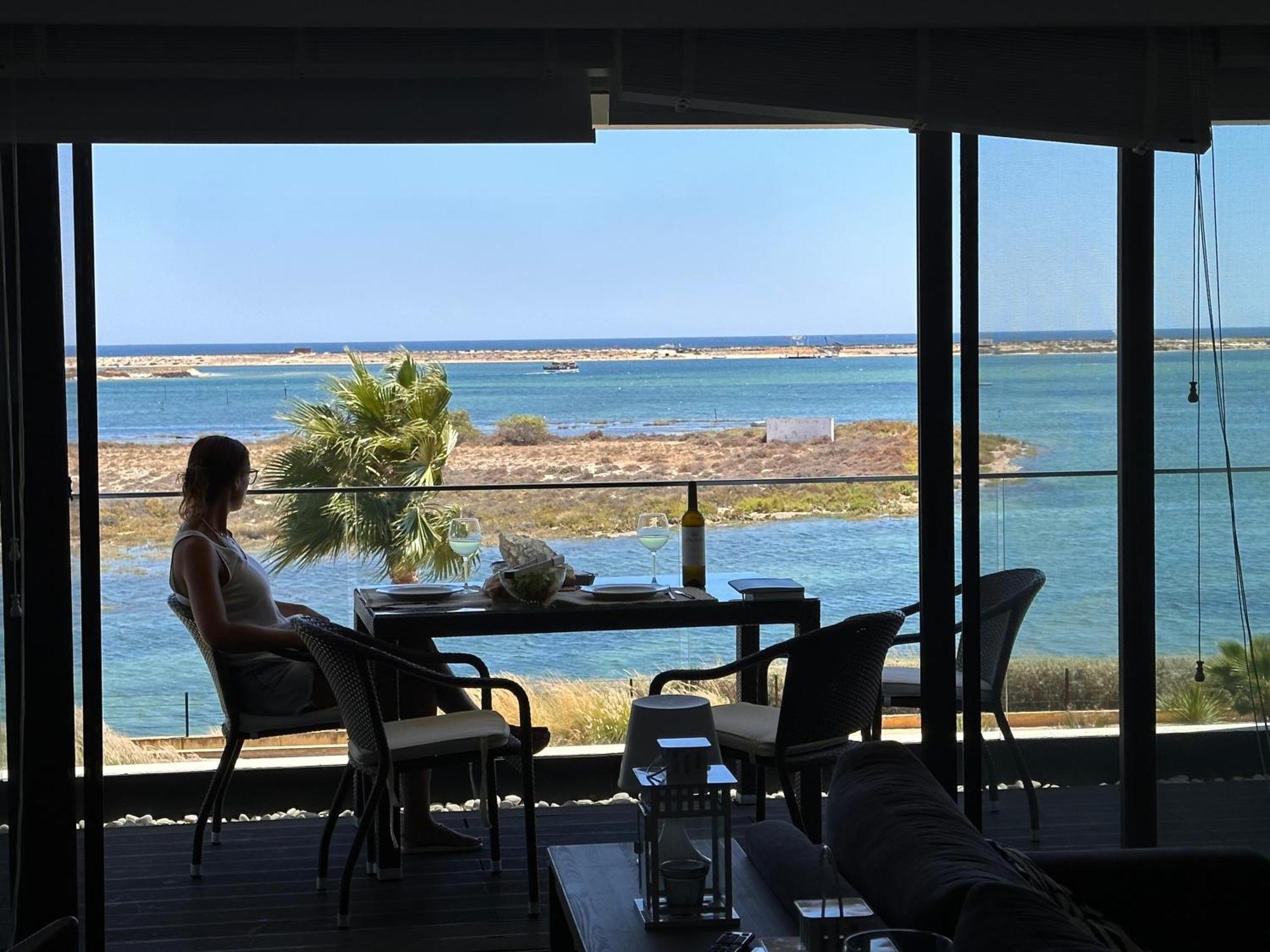 Fuzeta Stylish 1 Bedroom Apartment - Amazing Views Extérieur photo
